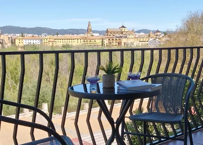 Vistas A La Mezquita Apartment